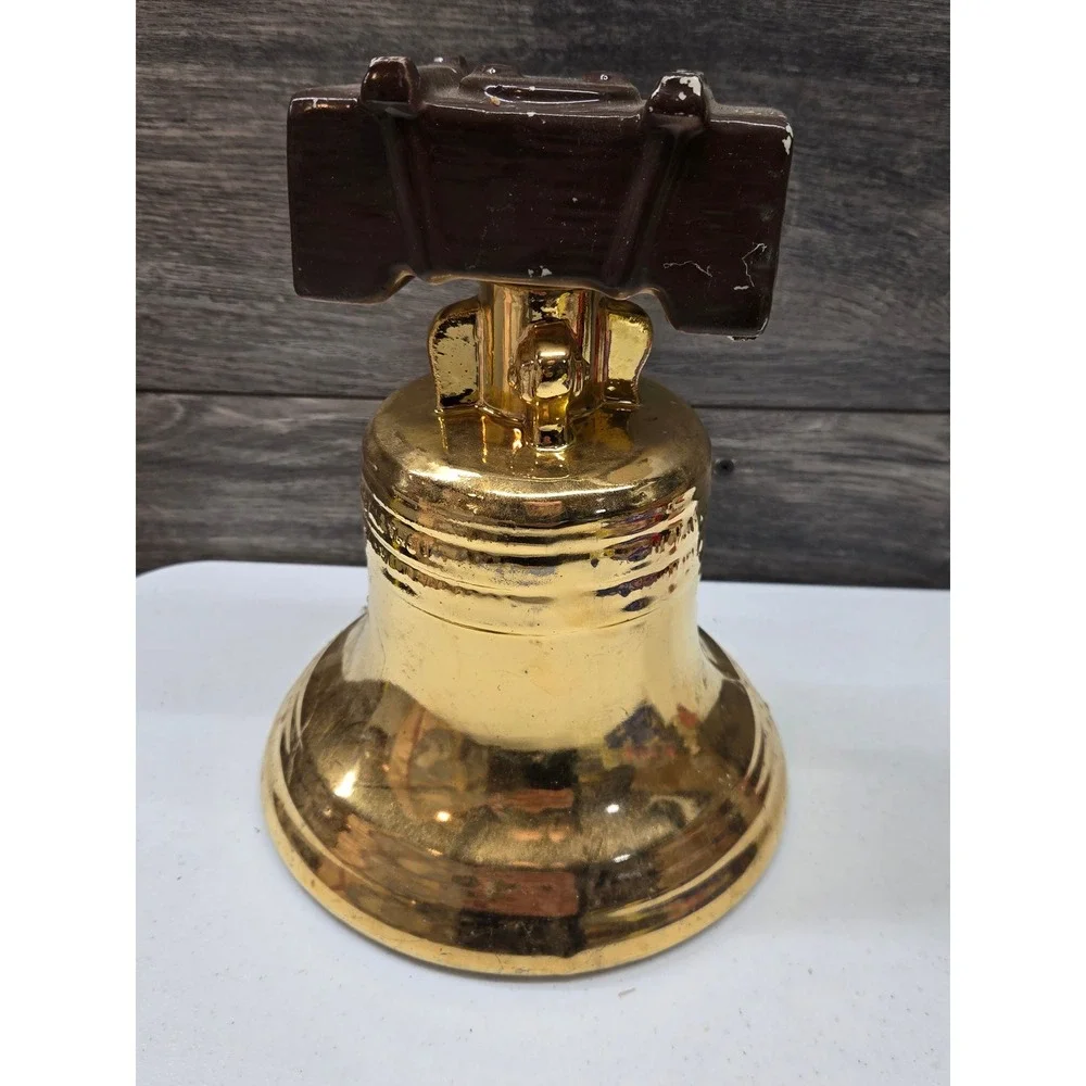 Vintage Philadelphia Blended Whisky Liberty‎ Bell Decanter  Gold Finish 1976